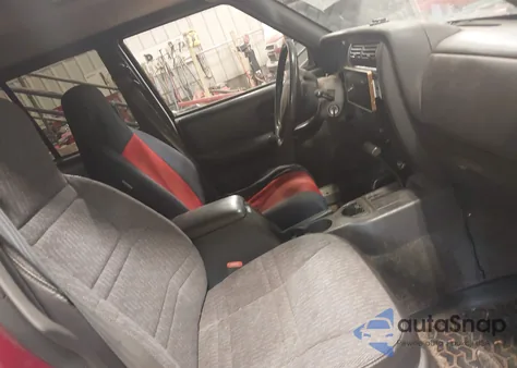 1999 Jeep Cherokee Classic/Sport из США, поврежденный, VIN 1J4FF68S9XL628238